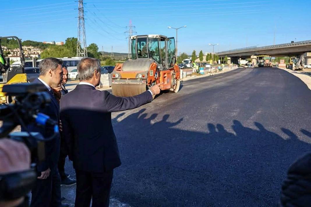 Türkiye'nin ikinci metrobüs hattı Sakarya'da hizmete giriyor: İlk asfalt atıldı! İşte 13 istasyonlu metrobüsün güzergah haritası 15